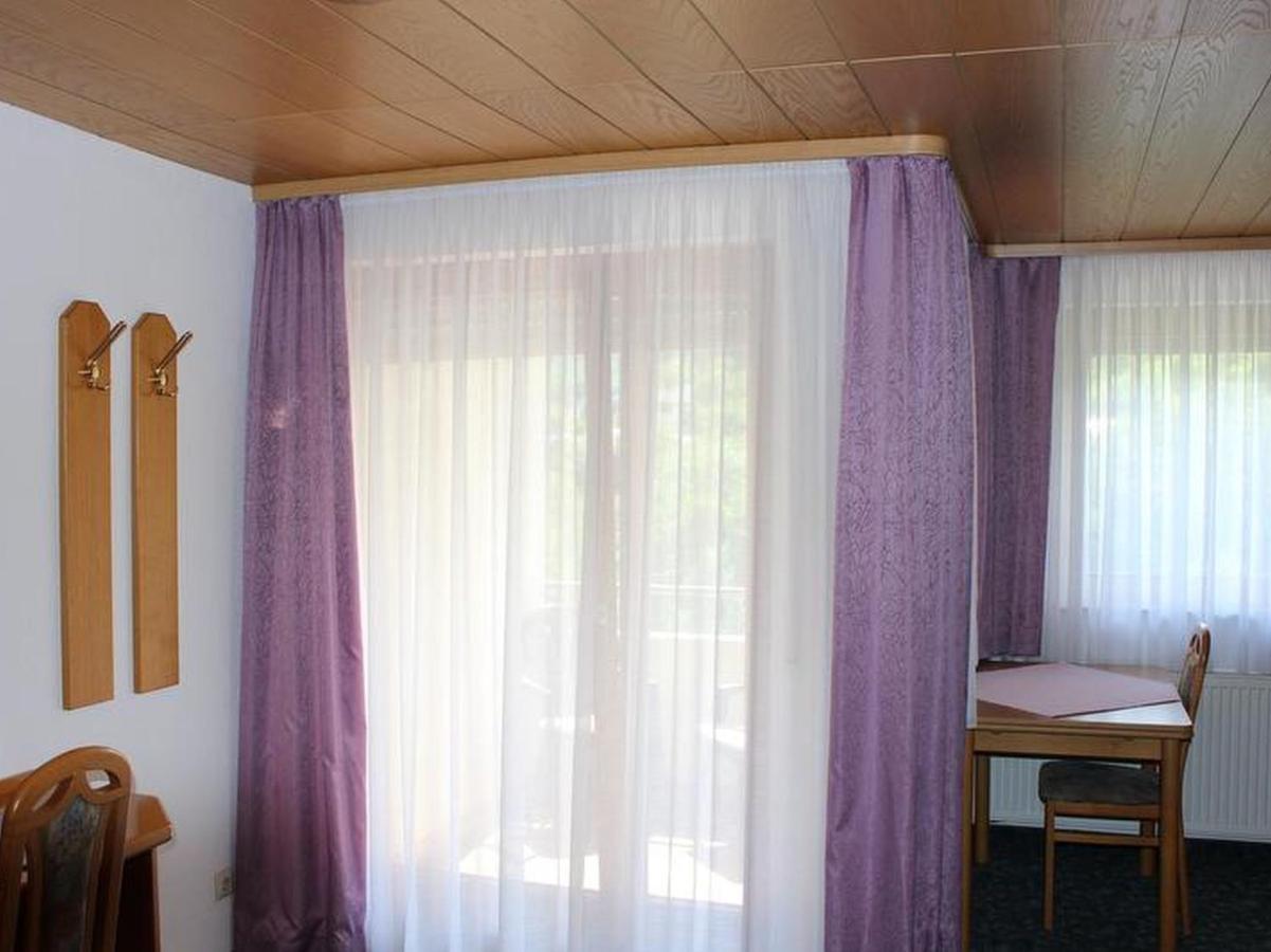 Hotel Garni Silberdistel Lauterstein Екстер'єр фото